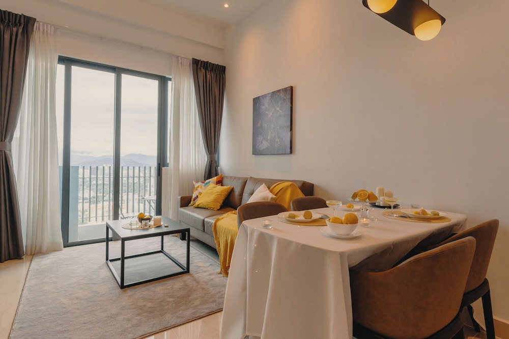 NaiBnB @ The Colony by Infinitum