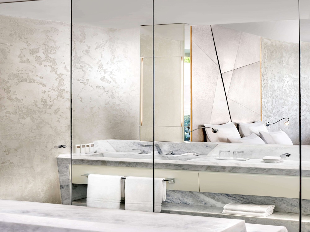 Swissotel Tatil Köyü Bodrum Plajı - Image 25