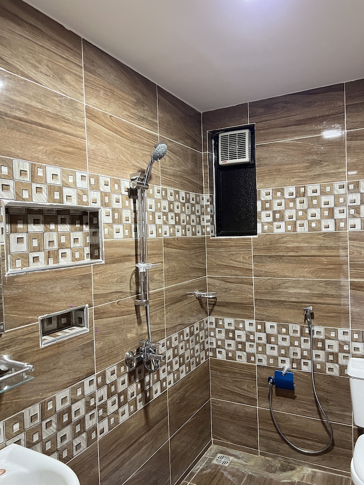 Mulla Apartments