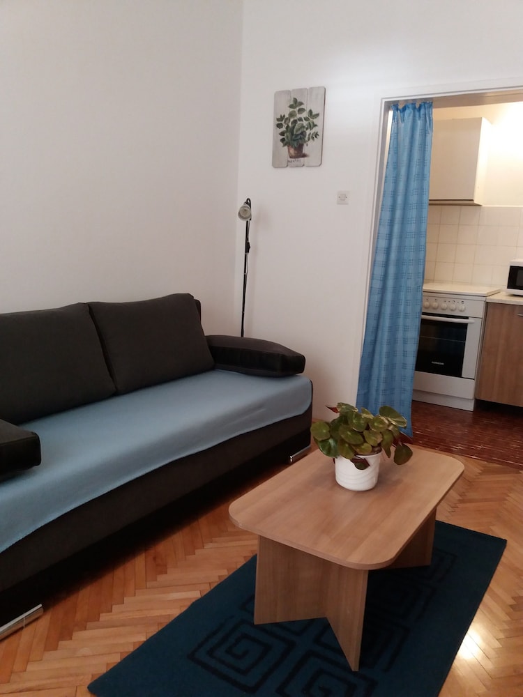 Ema Sun Apartment