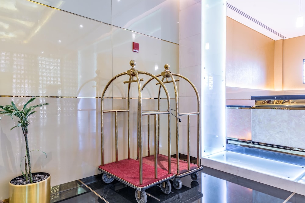 Lux BnB DIFC 2BDR Park Towers