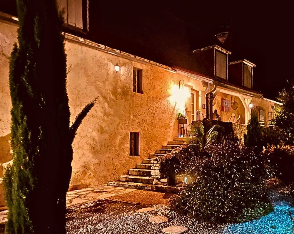 Le Clos Romantic
