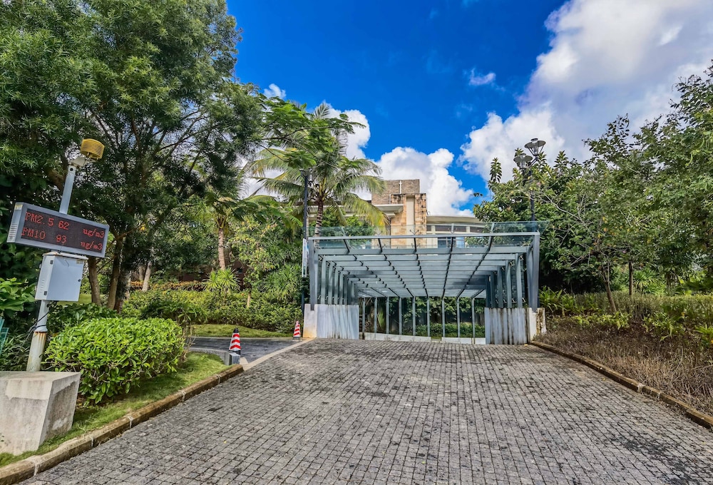 wanningnanyanwanhaiyabieshuhotel
