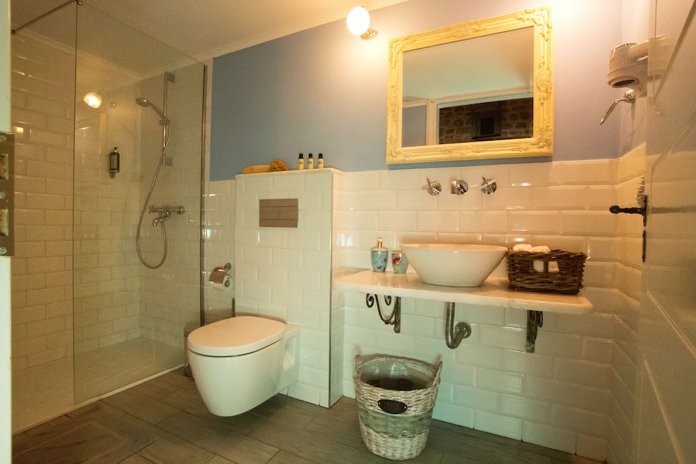 Petra Boutique Homes