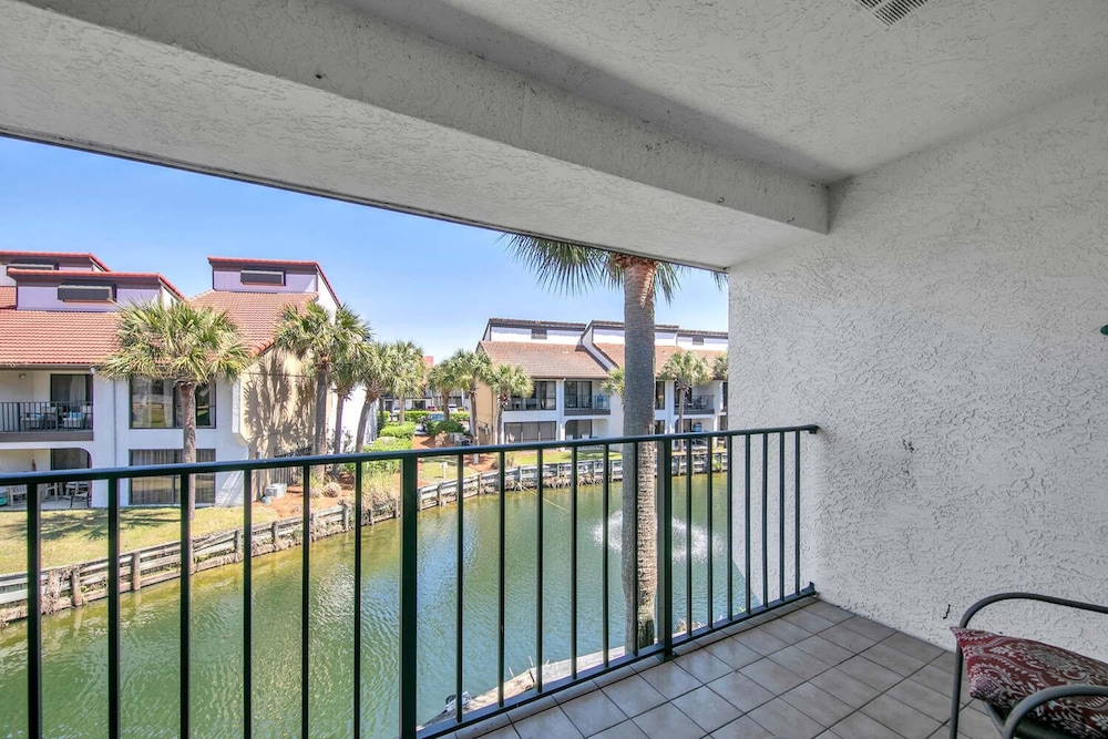 Edgewater Golf Villa 956