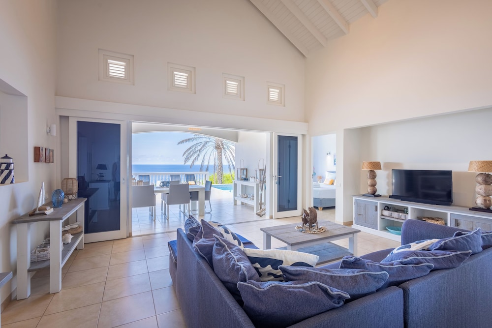 Coral Estate Holidays