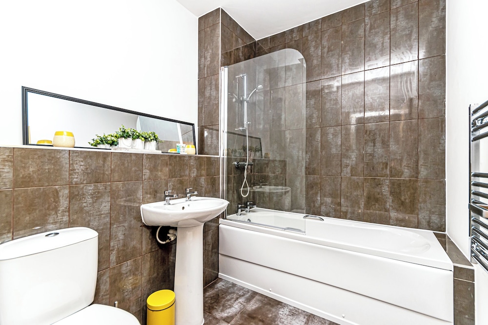 City Suites