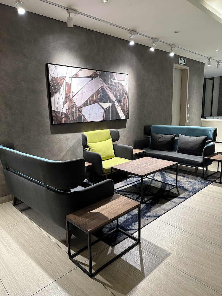 KMG Apartments at Sandton Skye