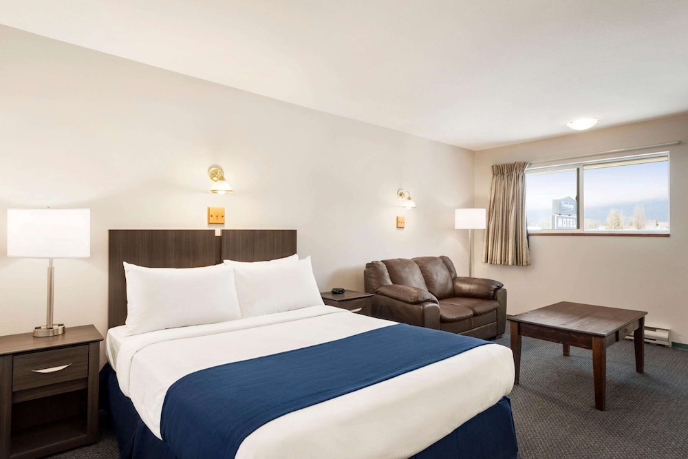 Travelodge by Wyndham McBride