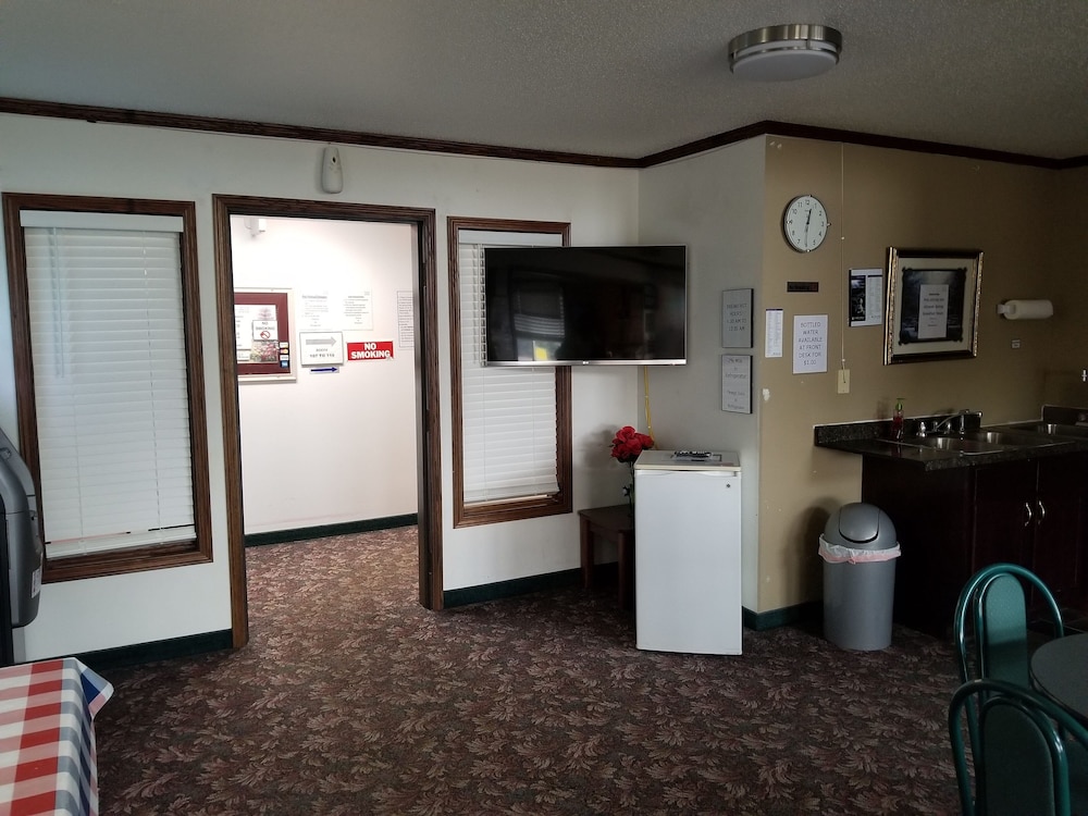 Bilmar Inn & Suites by Hotel O Hwy 77 view 4