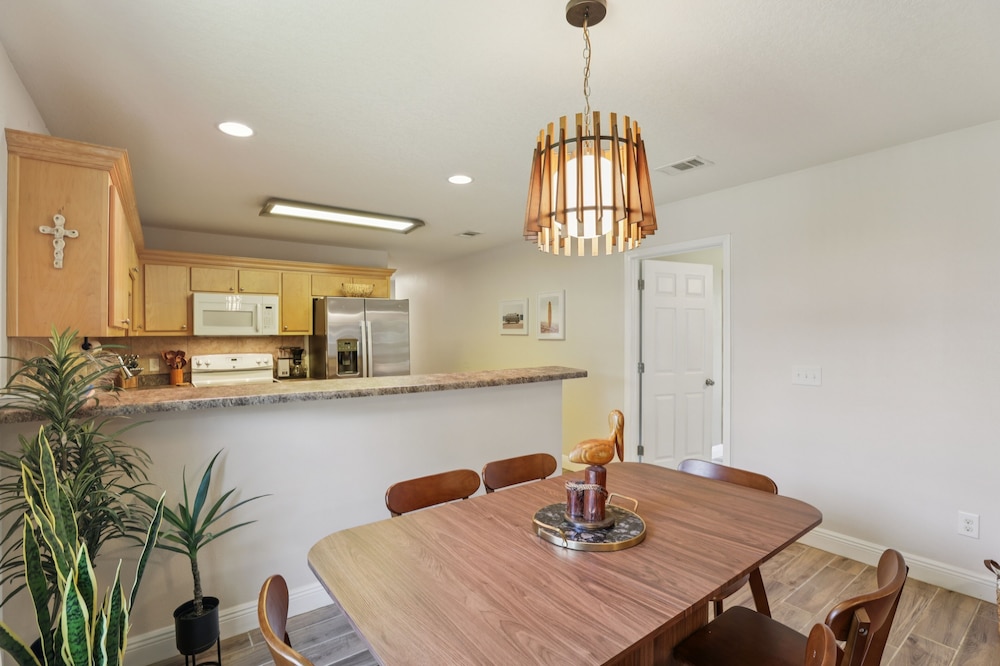 Relaxing Pace Bay House 3 Bedroom Home