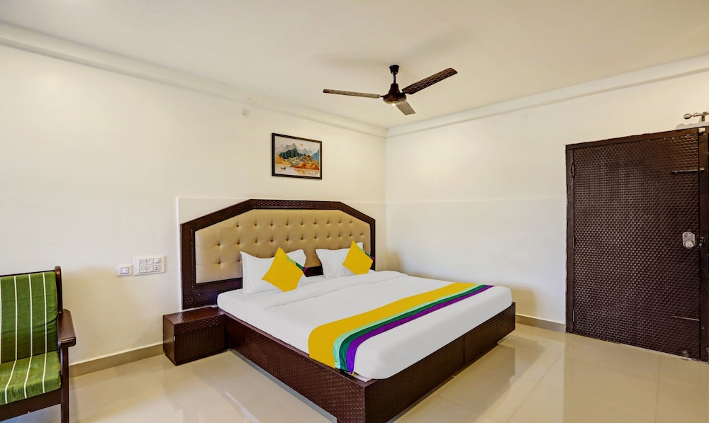Madikeri Vacations - Itsy Hotels Regalia Grand, 500 Mtrs From Madikeri Fort - Property Image 11