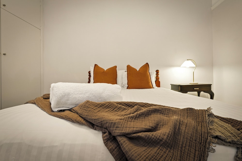 3 Bedroom House - Sandy Bay