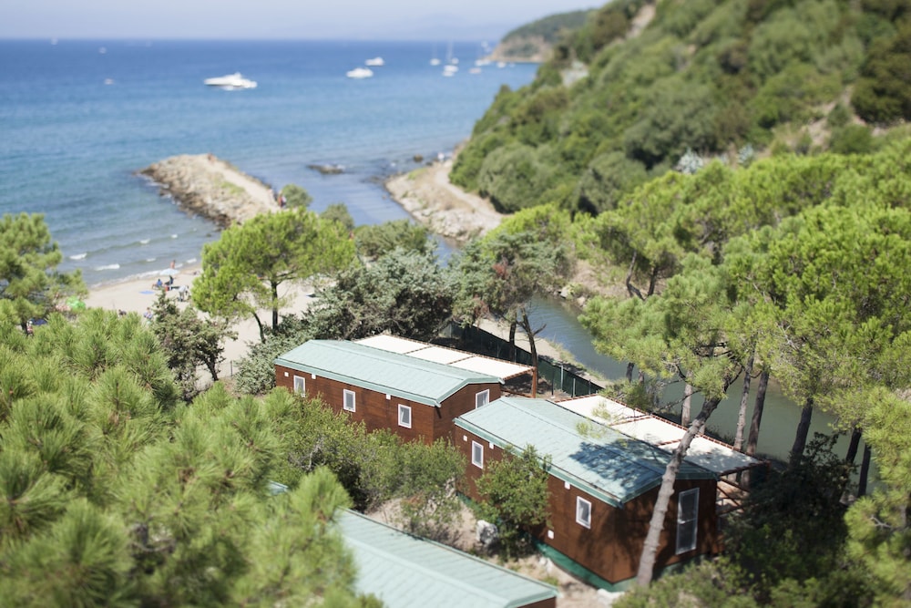 PuntAla Camp & Resort