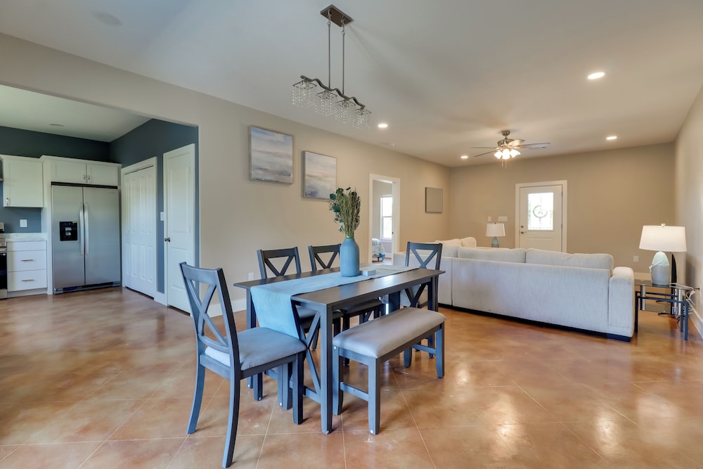 Quiet Hill Country Home: 1 Mi to Lake LBJ Access!