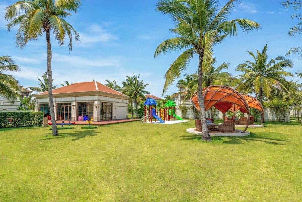 Luxe 5 Star Villa Private Pool Resort Access
