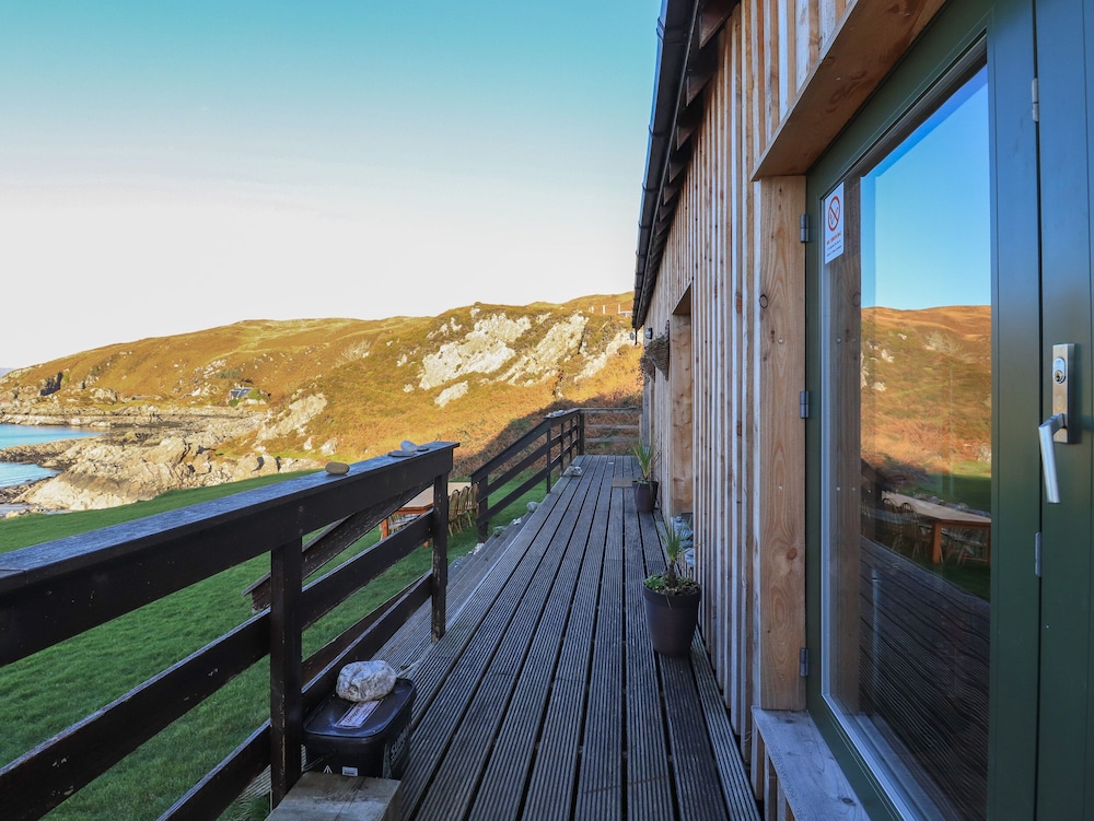 Doune Bay Lodge