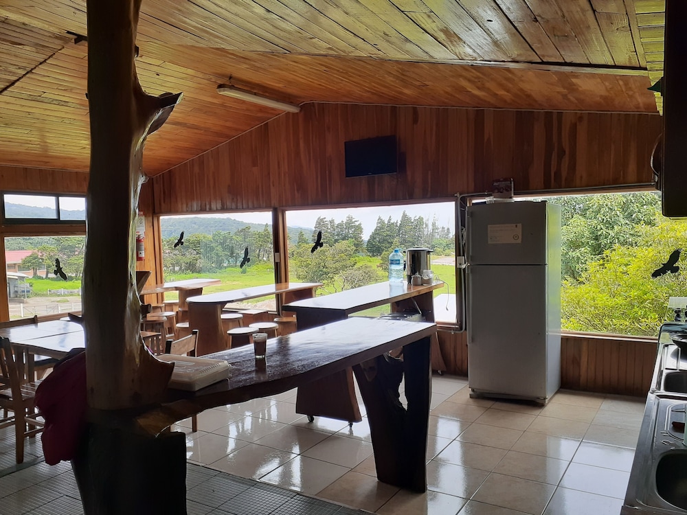 Hostel La Suerte