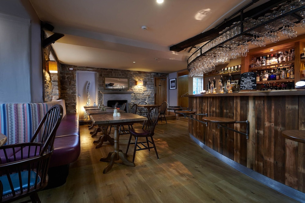 The Pilsley Inn