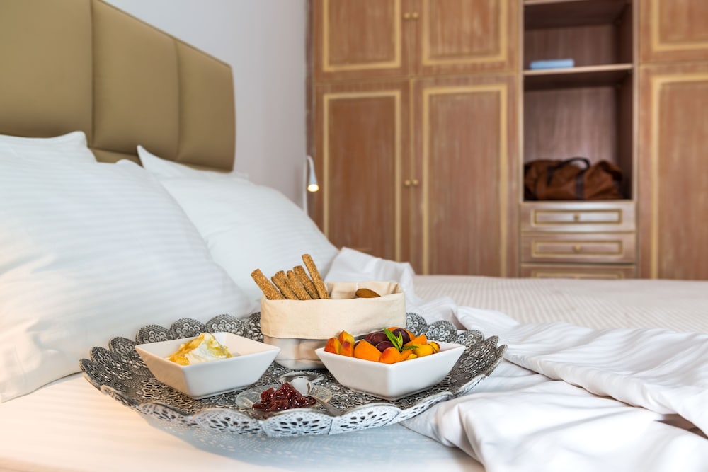 Damma Beachfront Luxury Villa photo 3