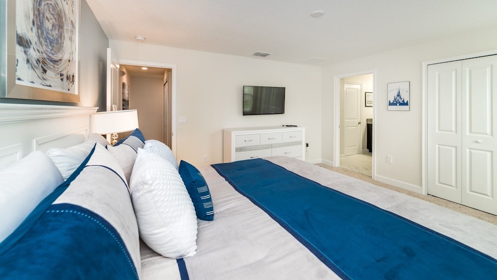Storey Lake Resort 4 Bedroom Private Pool Townhome 4 Townhouse