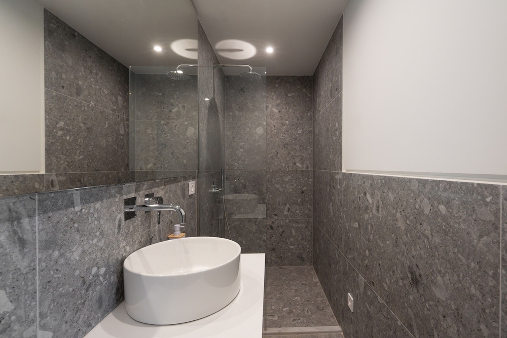 LIV Athinum 1 - Luxury Apartment 4B