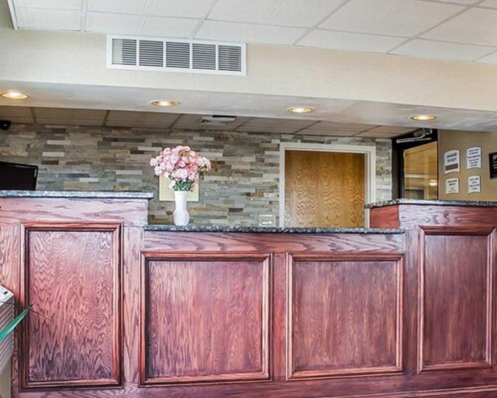 Comfort Inn Dunmore - Scranton East view 2