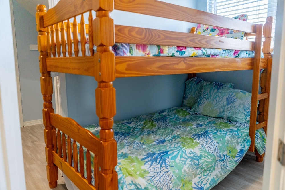 Second Wind - Recently Renovated! Small Private Pool, Game Room, Crows Nest, The Perfect Vacation Spot! 4 Bedroom Home by RedAwning view 4