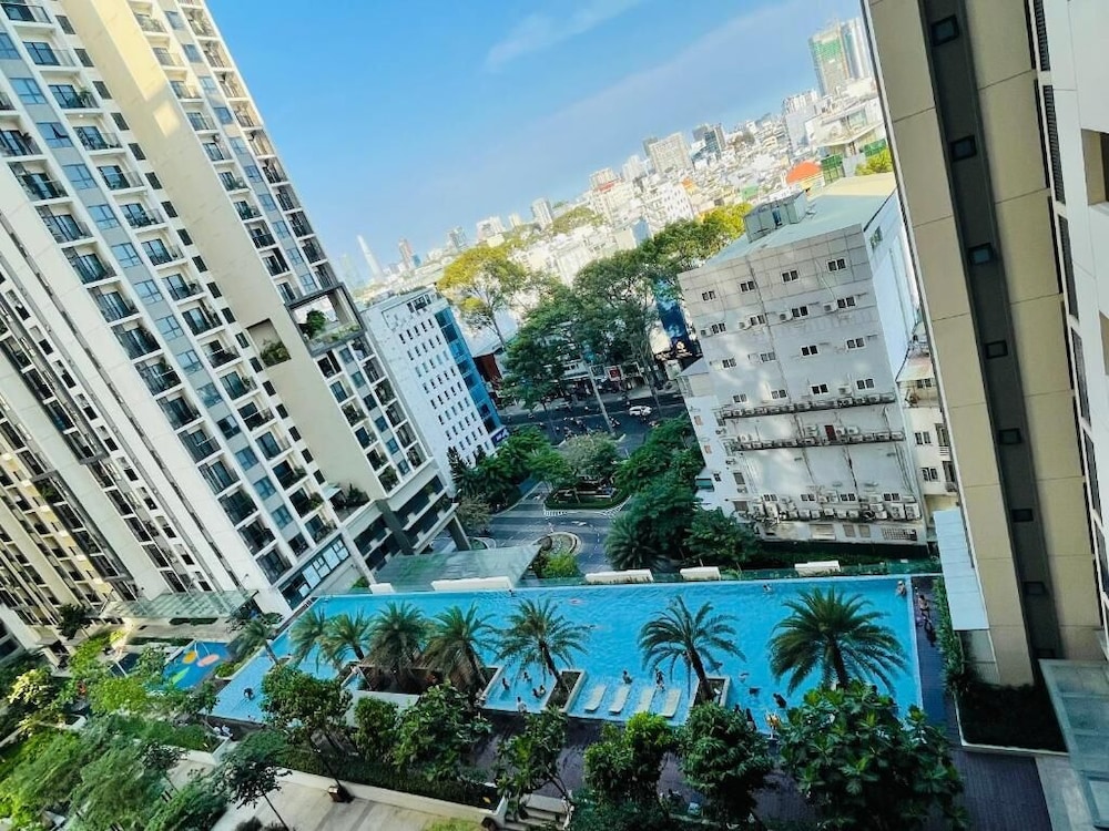 Hado Centrosa Quan 10 Apartment
