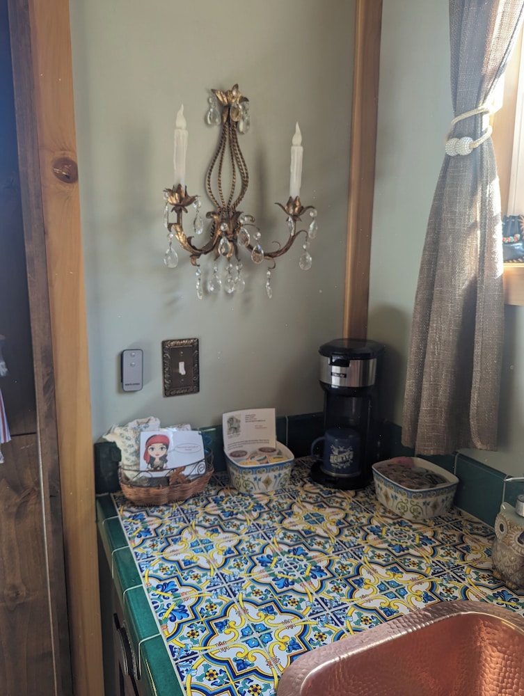 Salmon Gypsy Bed and Breakfast
