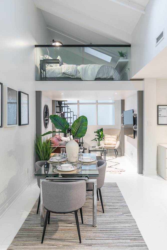 HomeHop - Financial District - Image 2