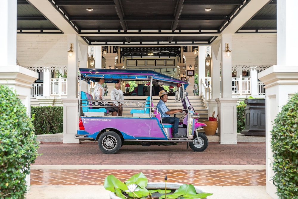 Wora Bura Hua Hin Resort and Spa 5