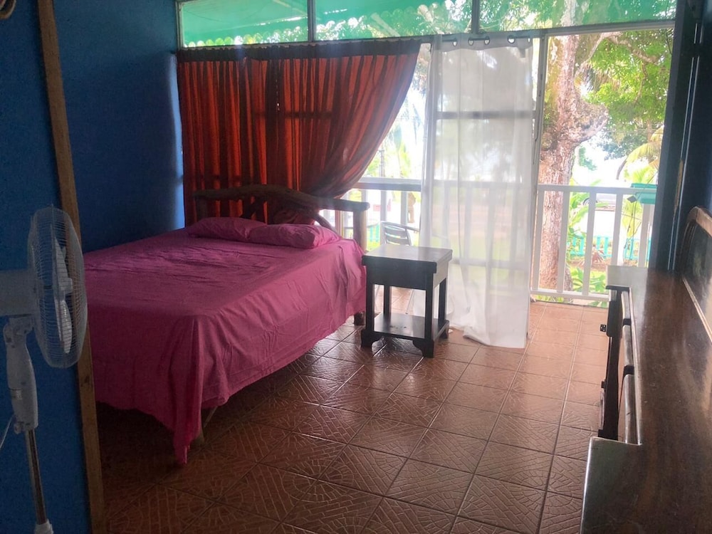 Colores Hostel view 5