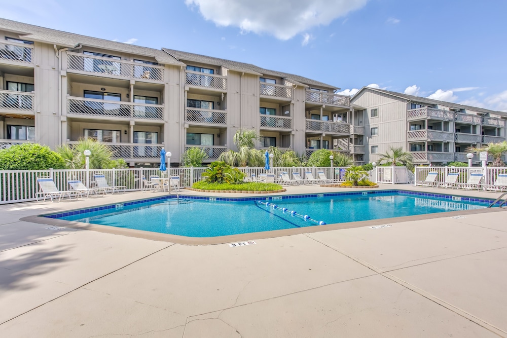 Private Pool-view Balcony: Myrtle Beach Condo! view 5