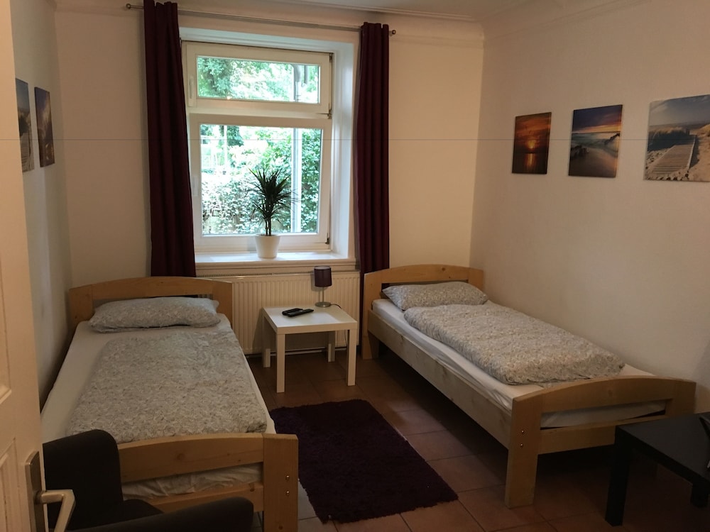 Basement Hamburg - Hostel