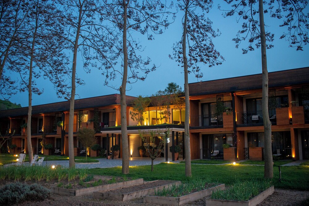 Lopota Lake Resort & Spa