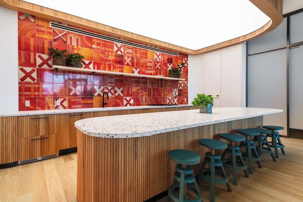 Luxury Apartments by Hyatus at Central Philly