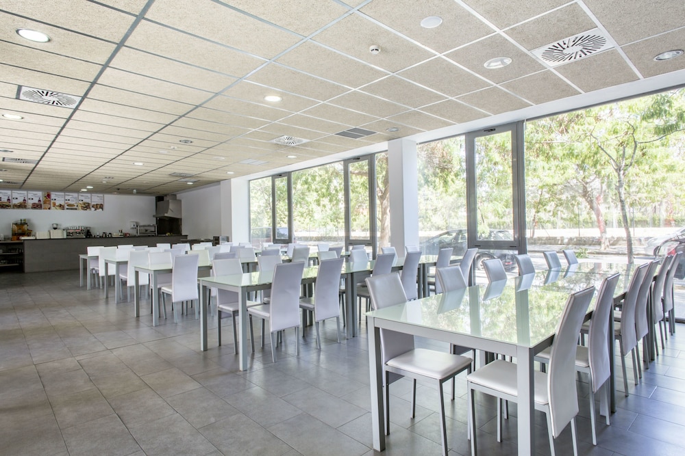 Residencia Universitaria Resa Damià Bonet - Campus Accomodation