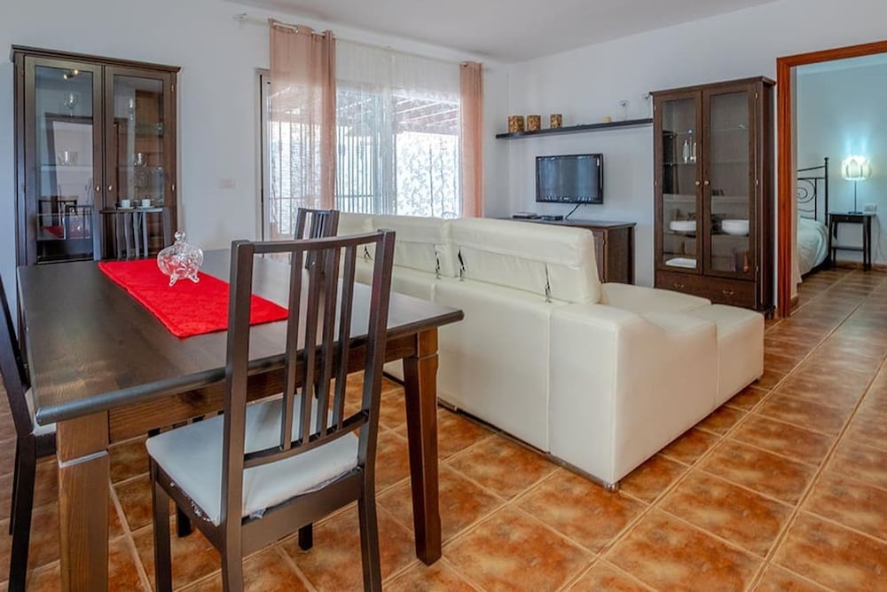 Villa Rosa in Callao Salvaje