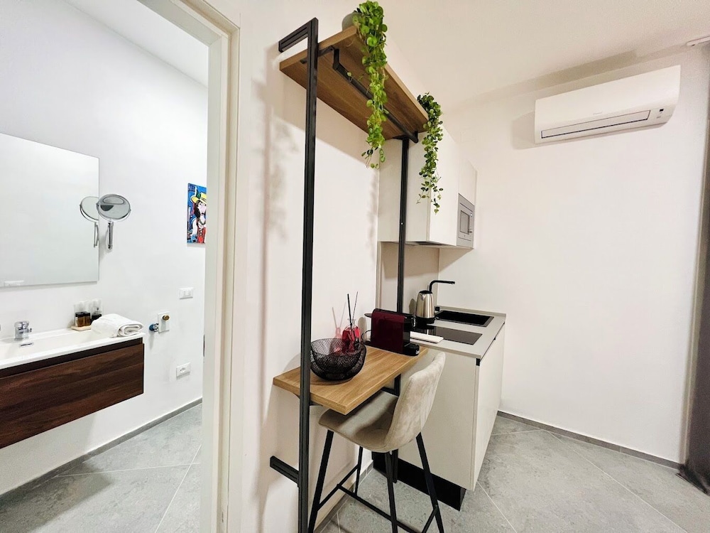 PRETORIA SUITES