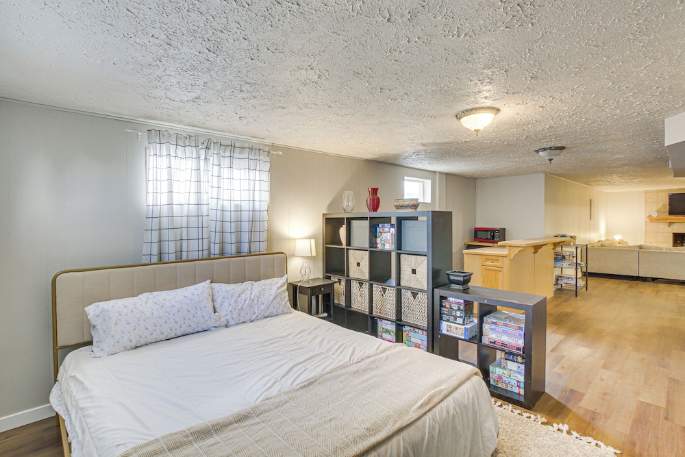 Family Home w/ Games & Fenced Yard in South Ogden