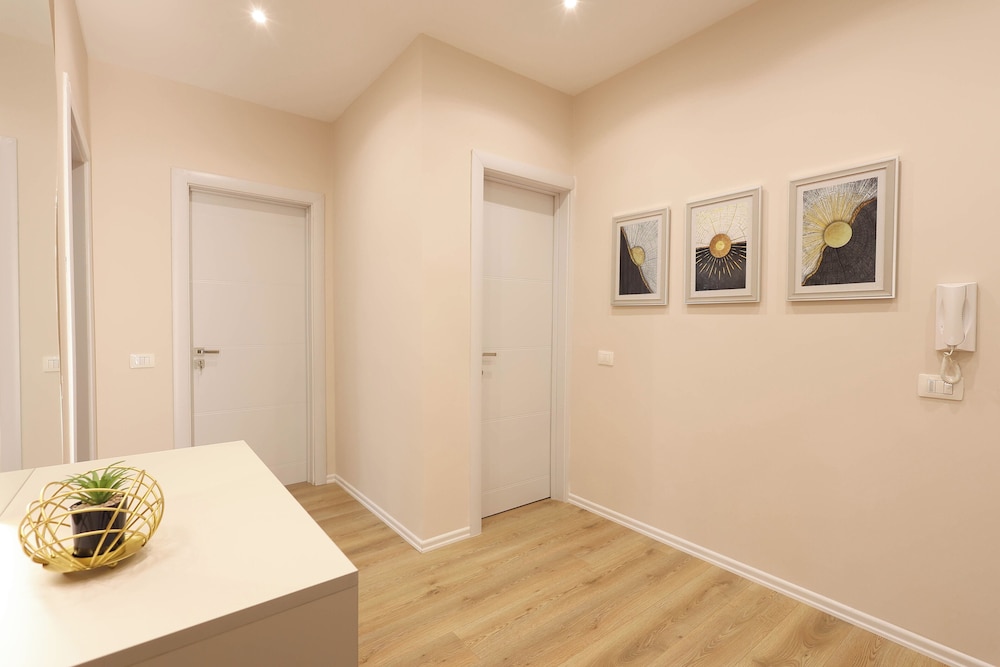 Grandstay Apartments 157