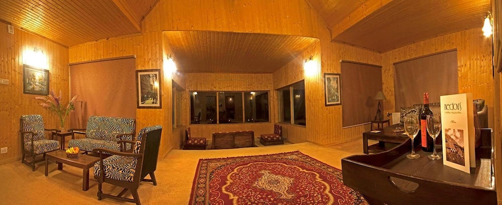 Nedous Hotel