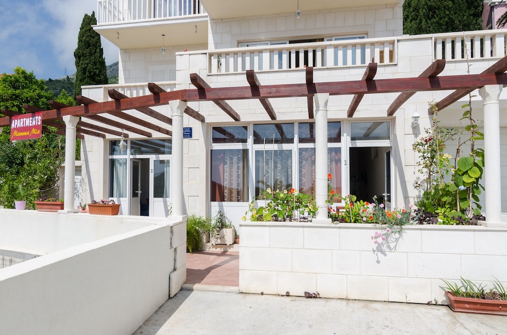 Apartments Mamma Mia view 4