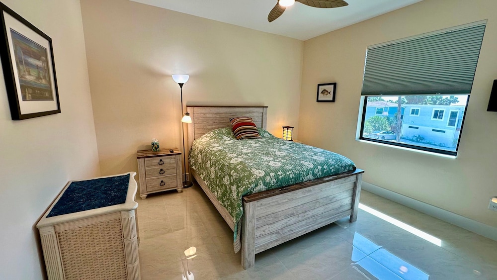 Beachcomber Lodge in Fort Myers Beach