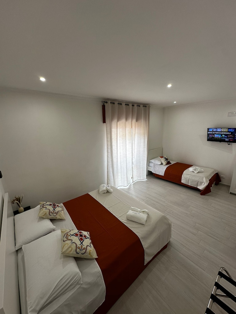 La Trinacria Rooms