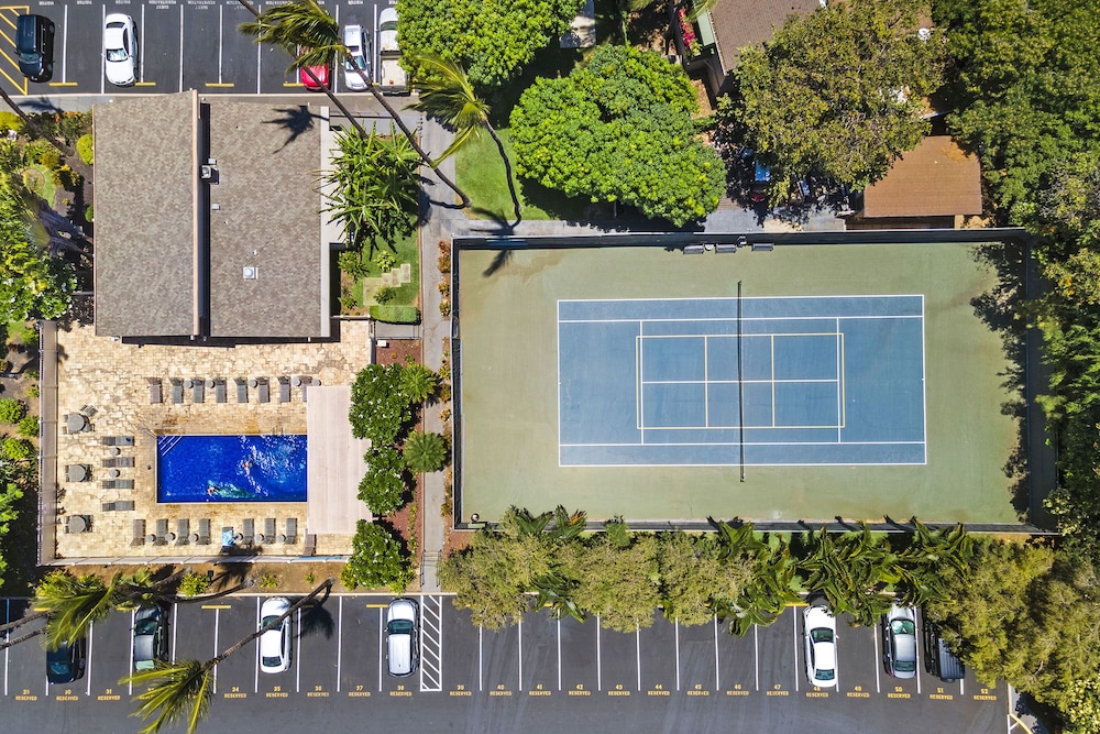 Kihei Akahi C-411 - Modern Top to Bottom Remodel, Split-ac, Across From Kam II