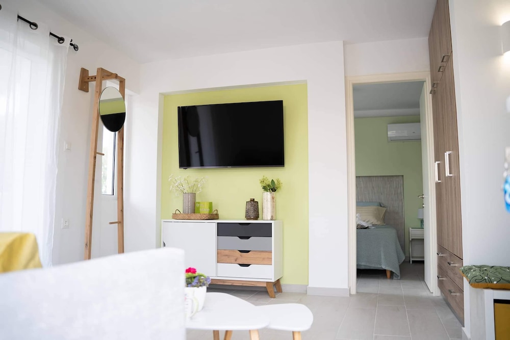 Lambisea 2 Bedroom Apartment photo 4