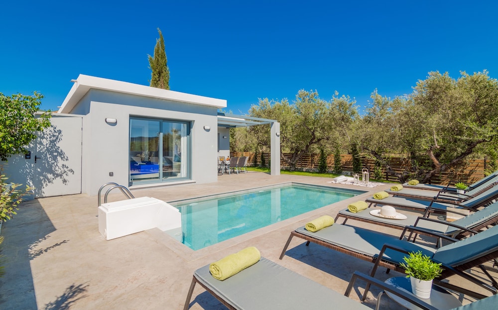 Natura Verde Villas