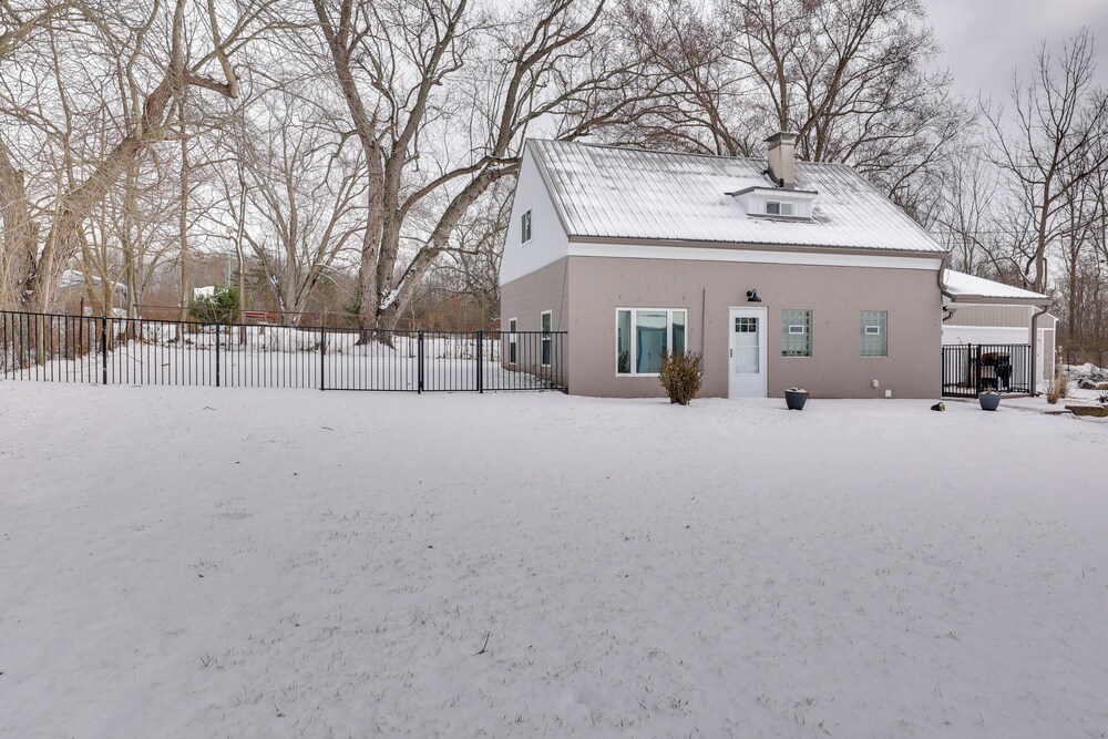 3 Mi to Dtwn & Ysu: Updated Youngstown Home, photo 14